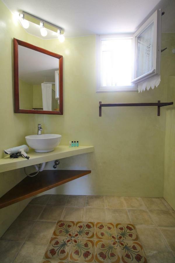 Villa With View Of Agios Ioannis And Pool With Jacuzzi 외부 사진